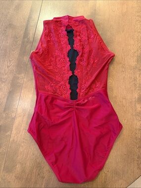 Sleeveless High-Neck Bodysuit in Deep Raspberry
